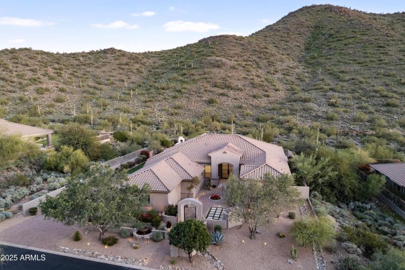 11_11573 e winchcomb dr-10