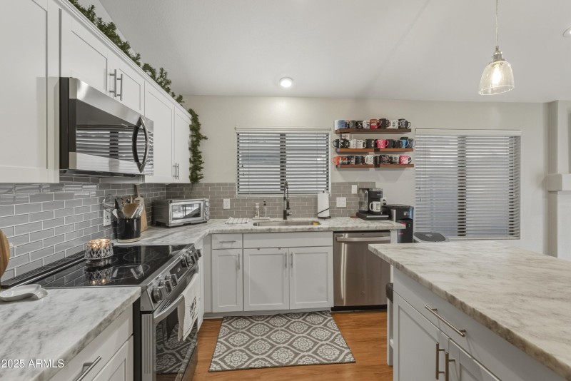 4ce91acb-e6b8-4a8c-8505-69942a41d26a