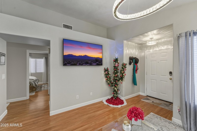 9f0493f2-fda9-4c2a-98eb-0e45d122b3fb_aut