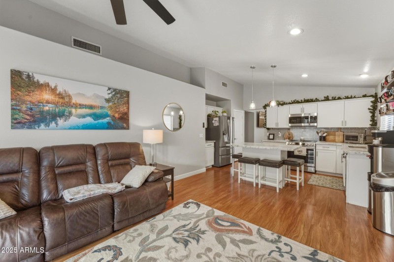 0edb8d46-58d8-4f80-9a7a-6e90e6da9723