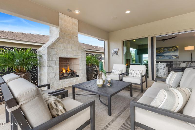 Wofl Tree Patio Fireplace-4