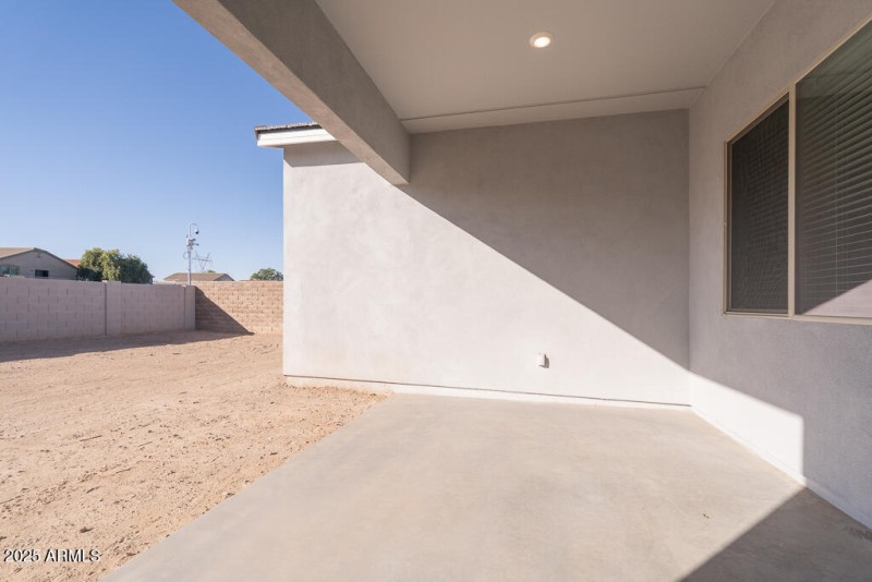 Tri Pointe Terraza 5 - Covered Outdoor L