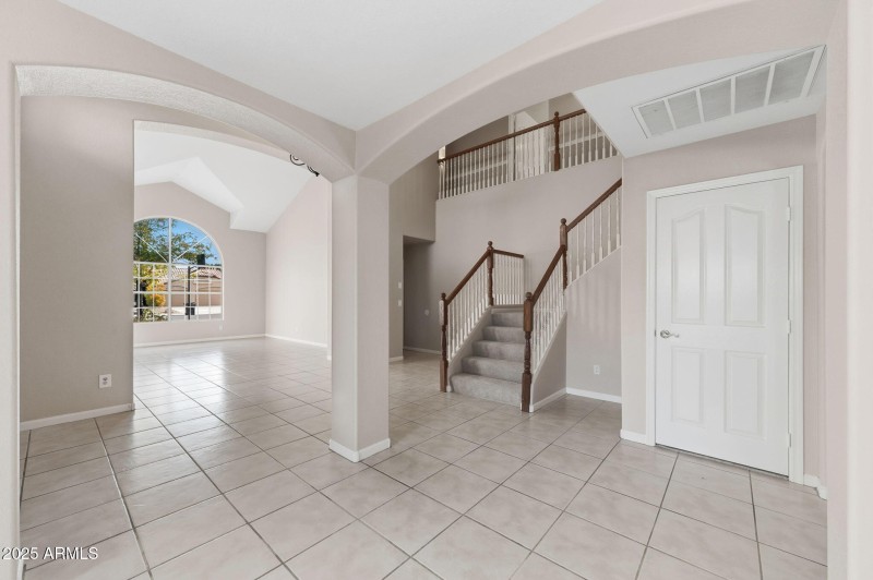 005__310 S Granite Ct