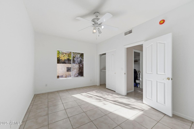 030__310 S Granite Ct