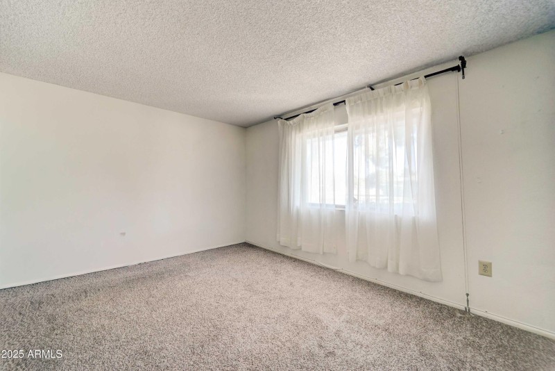 15658 N Lakeforest Dr-16