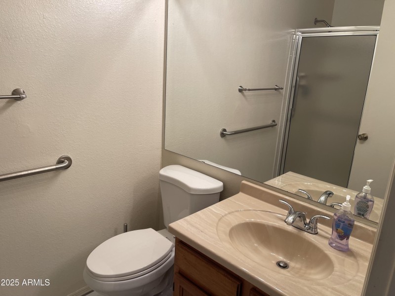 10 west upstairs bath