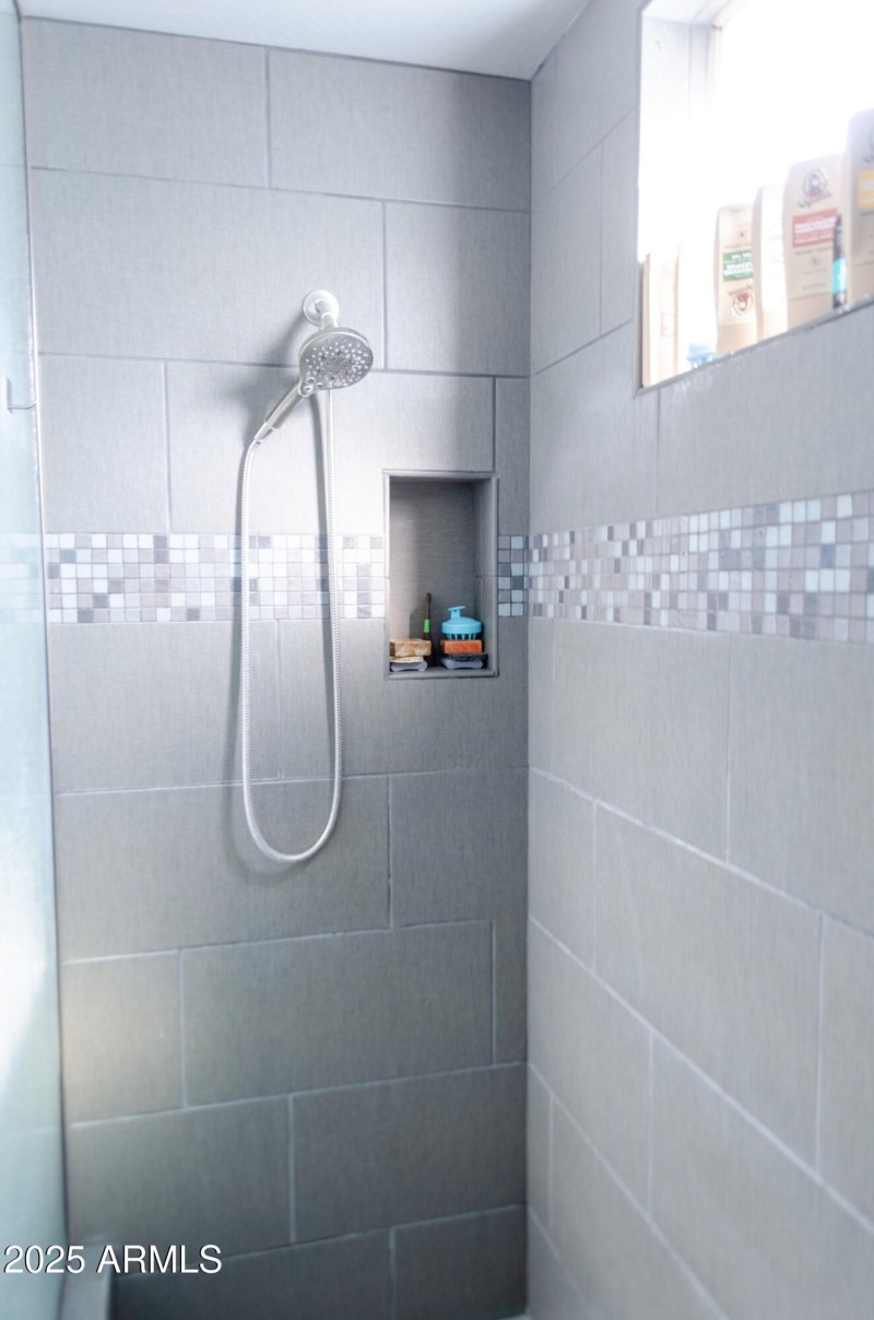 Accent Tiled Shower