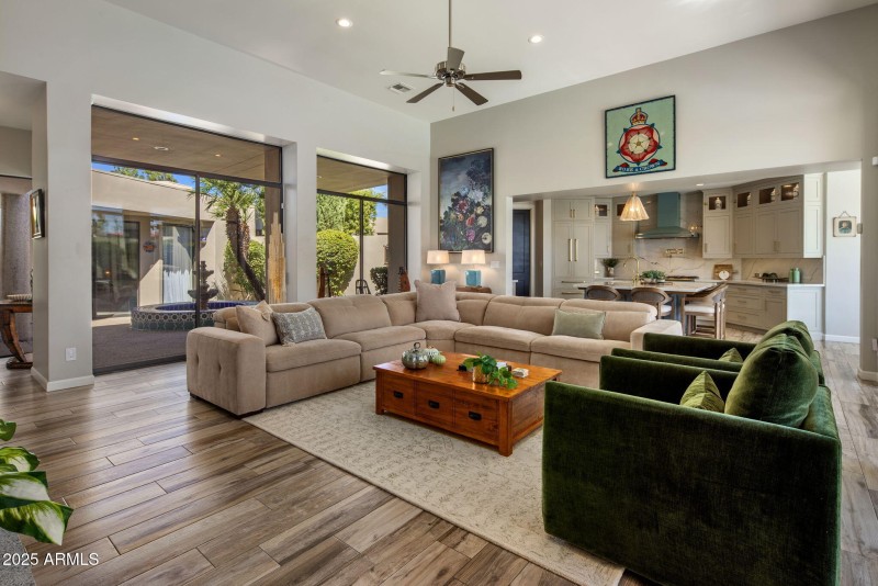 10-web-or-mls-D46A1617 copy