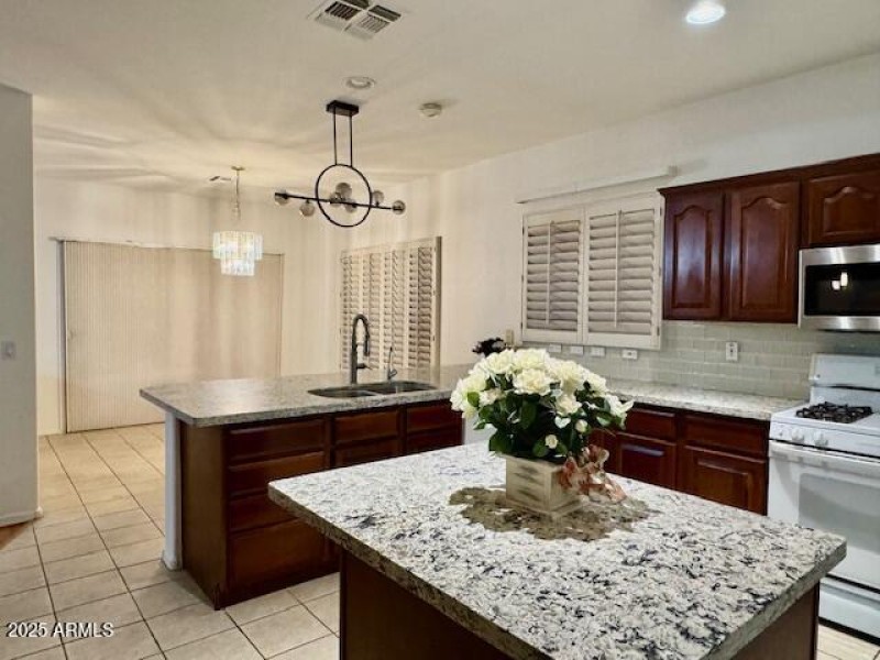 kitchen2