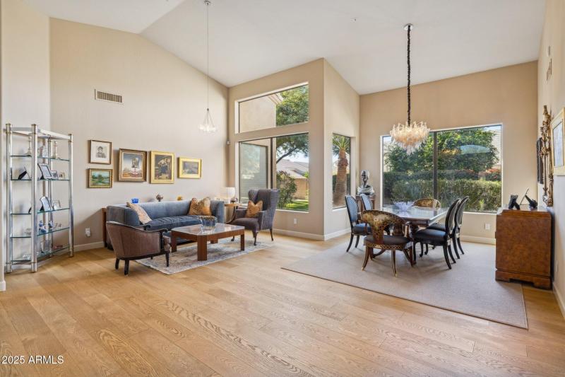 6-web-or-mls-9110-n-119th-st