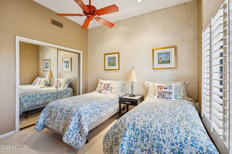 29-web-or-mls-9110-n-119th-st