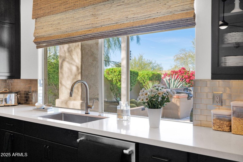 39-web-or-mls-P1415266