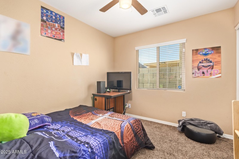 Bedroom 2 - La Salle