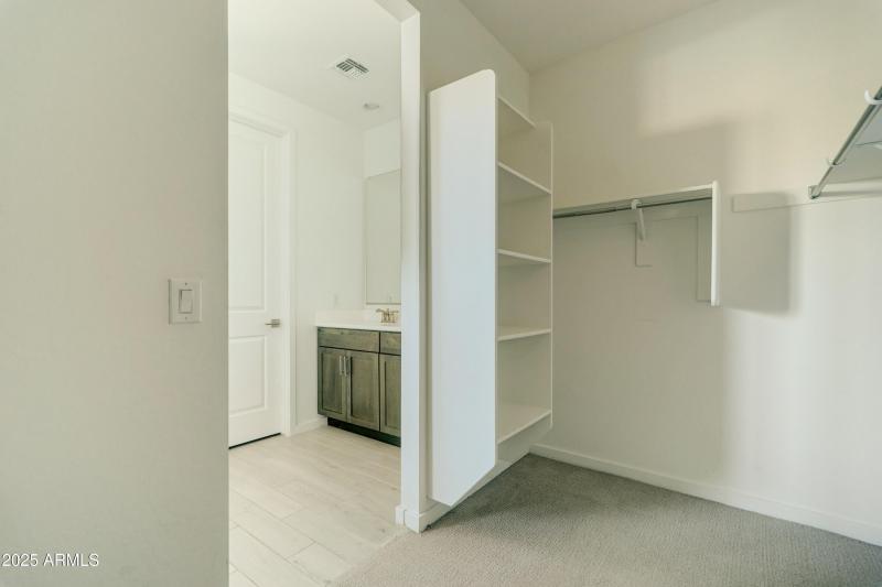 17704 W Fetlock Trail-15