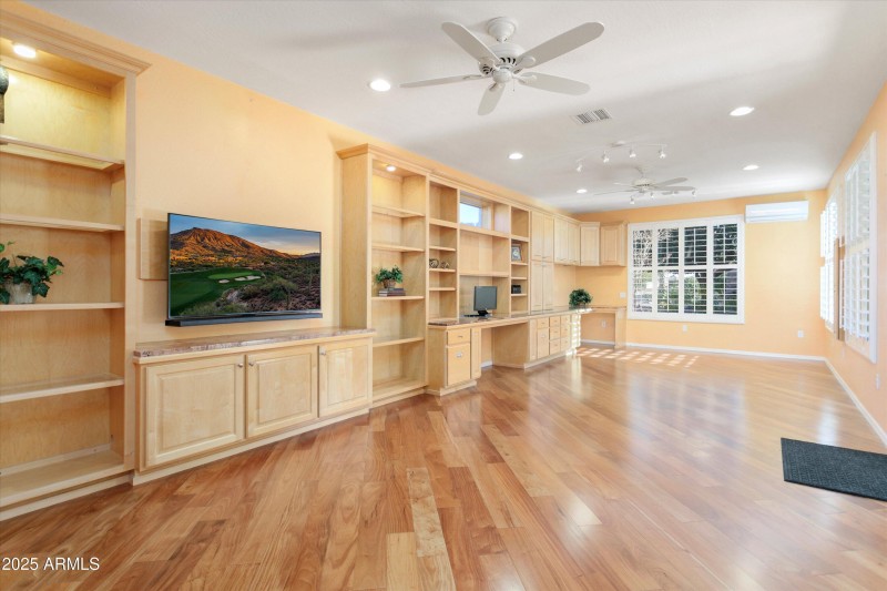 Bonus Room w/out furniture