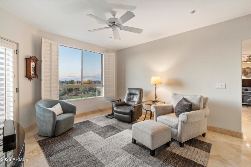 Bonus Room w/ Exterior Access