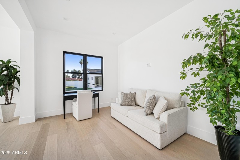 I2025122901-Daytime-19