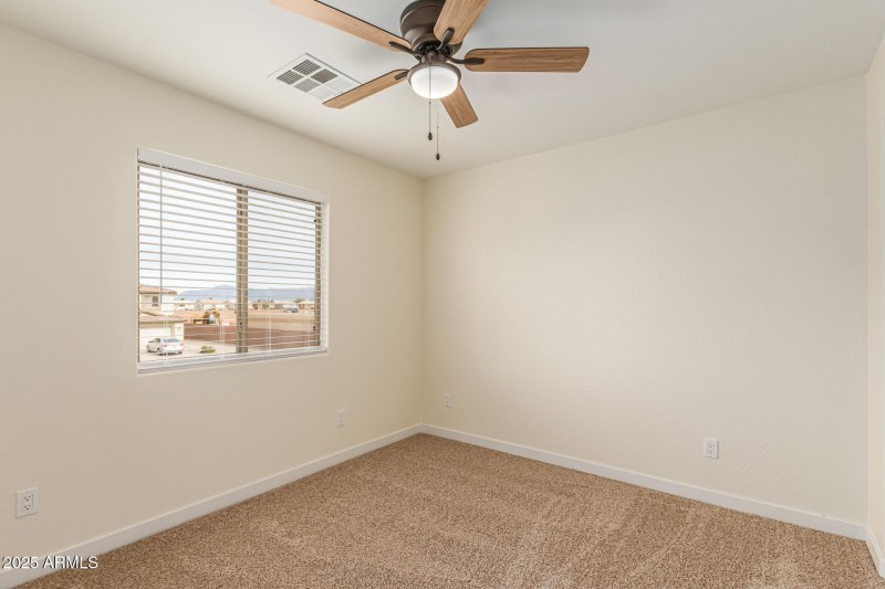 ACD1E94F-66B8-4486-9A23-F1214E4EABD2