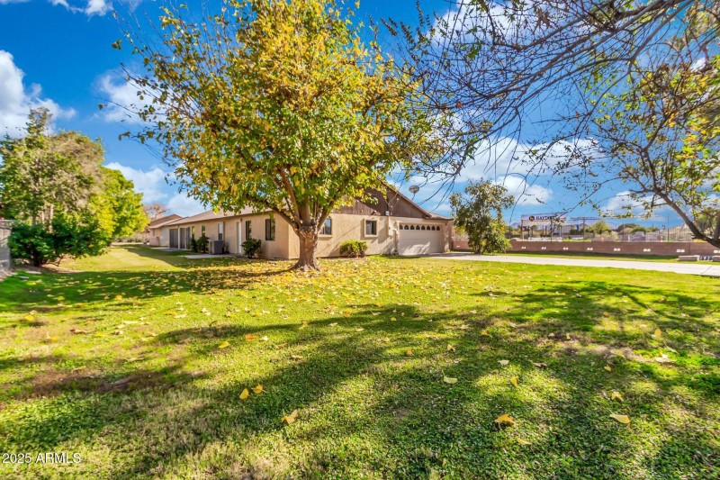 15834 E Ocotillo Rd-3