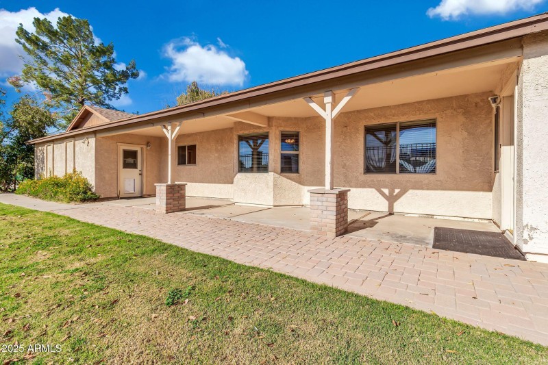 15834 E Ocotillo Rd-7