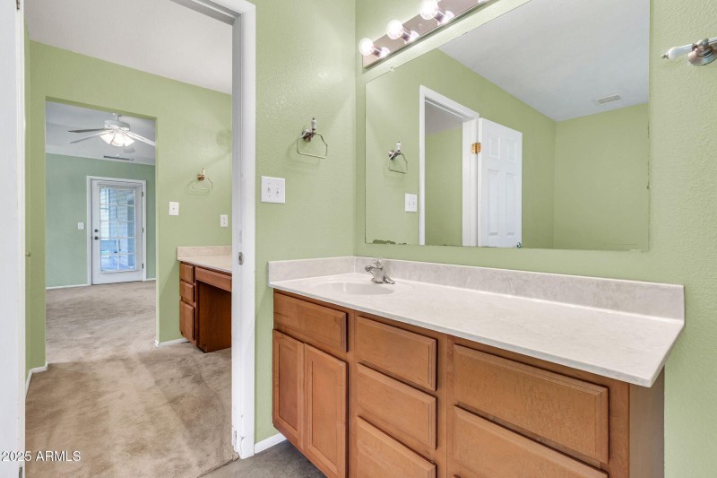 15834 E Ocotillo Rd-28