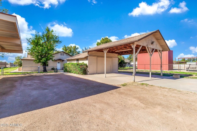 15834 E Ocotillo Rd-51