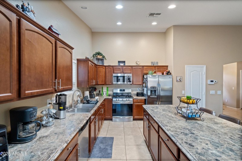 17-Kitchen
