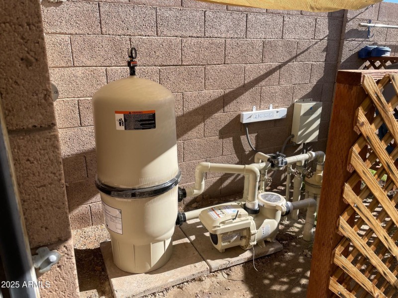 13 New Filter and Pump