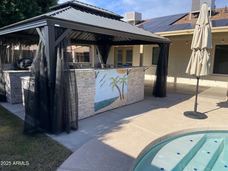 15 Outdoor Kitchen 1