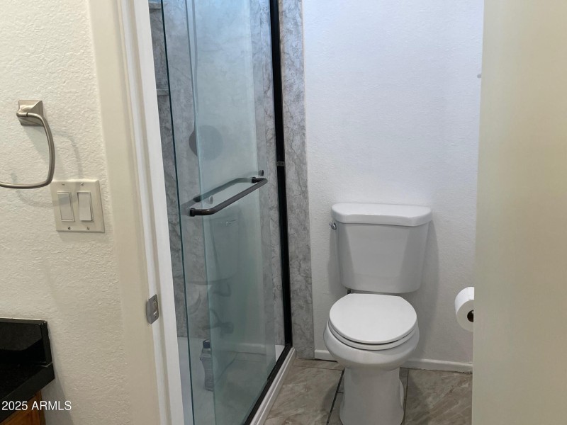 38 Primary Bathroom 4