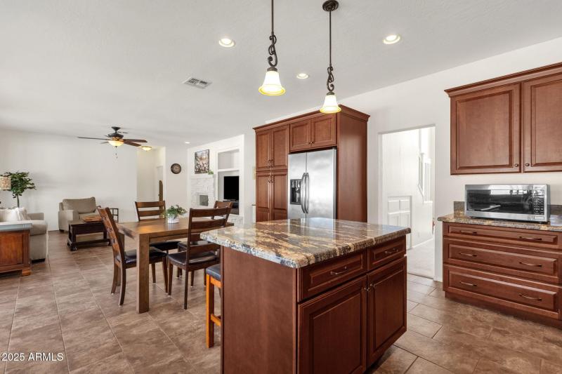 15-web-or-mls-1678-e-rawhide-st