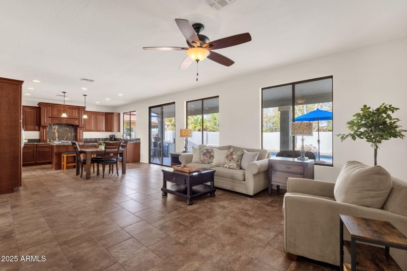 20-web-or-mls-1678-e-rawhide-st