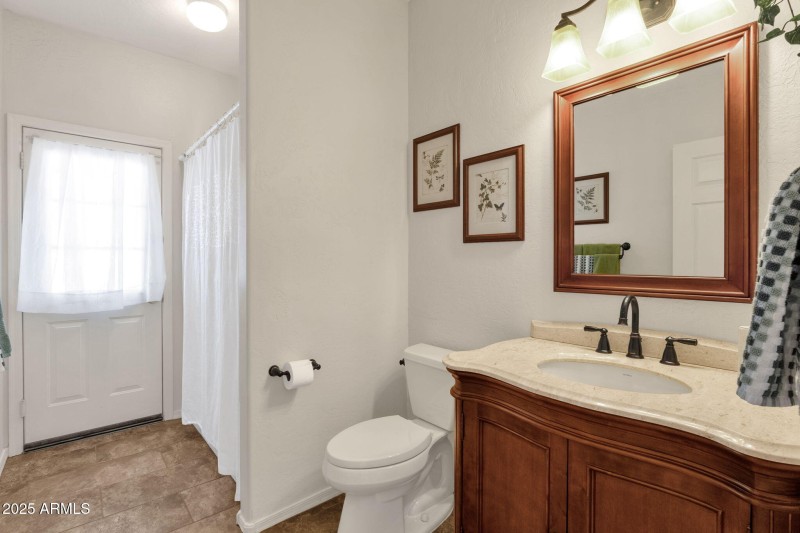 23-web-or-mls-1678-e-rawhide-st