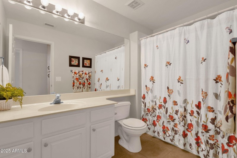 29-web-or-mls-1678-e-rawhide-st