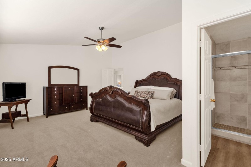 40-web-or-mls-1678-e-rawhide-st