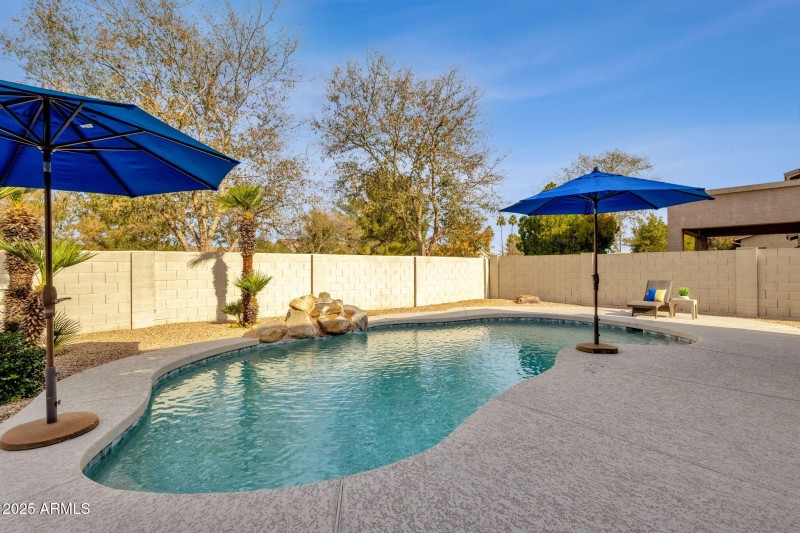 47-web-or-mls-1678-e-rawhide-st