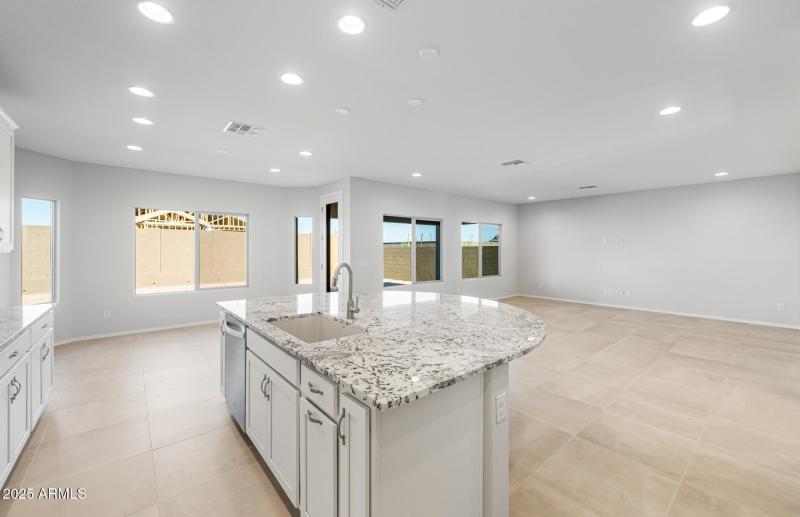 Kitchen/Cafe/Gathering Room