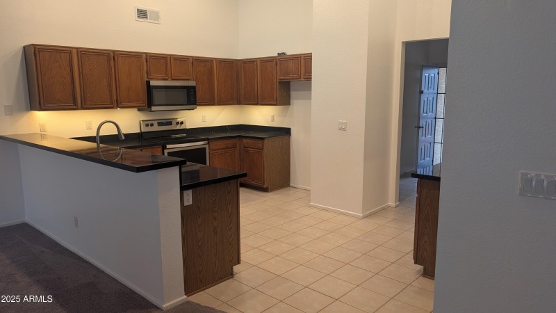 PXL_20251231_175958832.MP