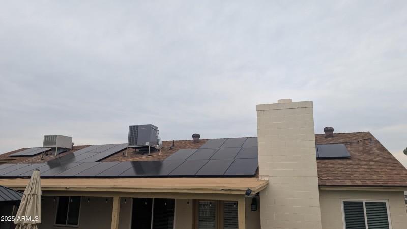 PXL_20251231_180638102