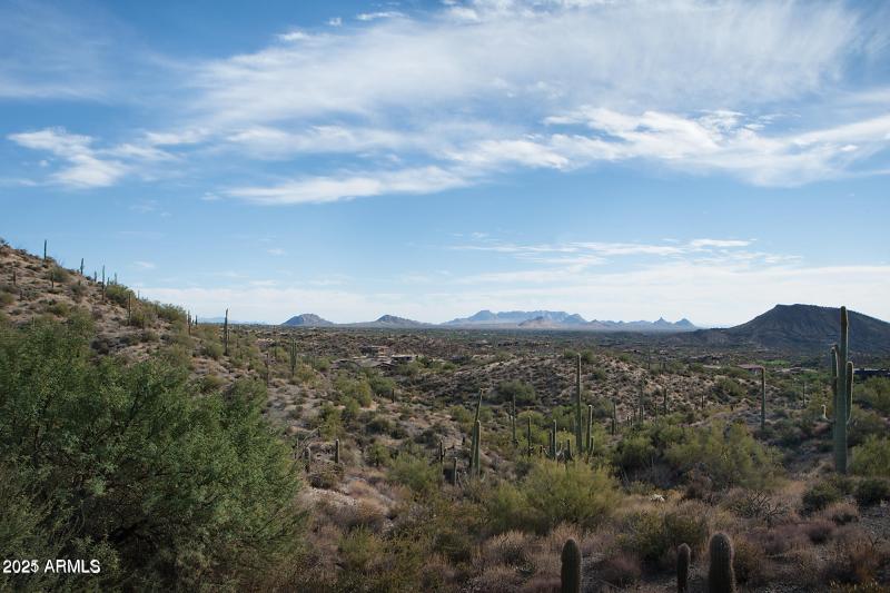SF 320 Pinnacle Peak View