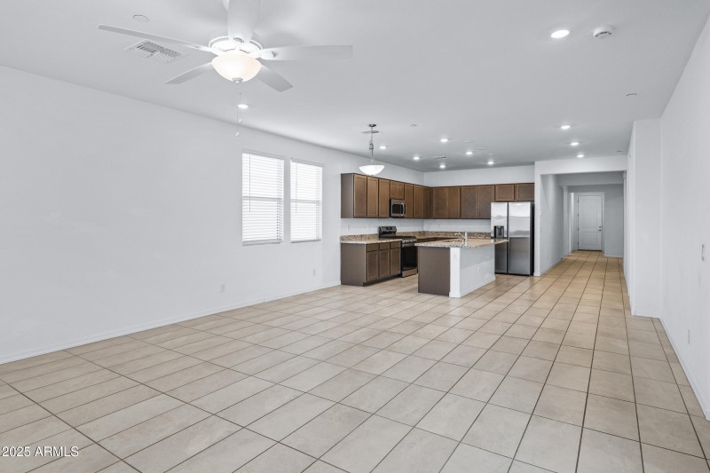 21294 W Roanoke Ave-7