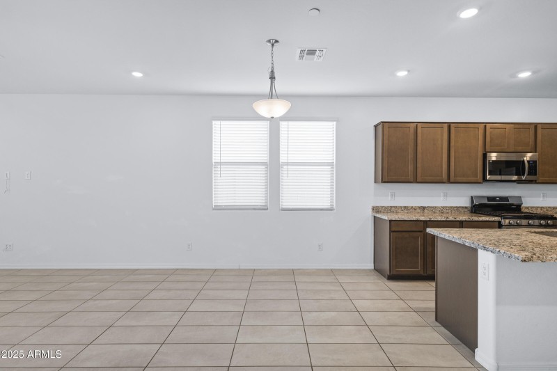 21294 W Roanoke Ave-10