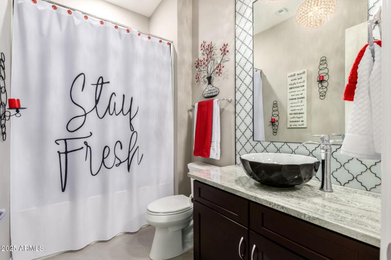 Guest Full Bath