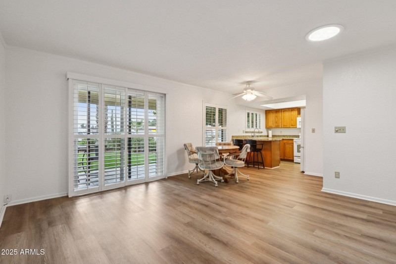 5-web-or-mls-W Avenida De Amigos Cir-S31