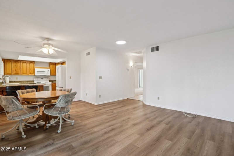 10-web-or-mls-W Avenida De Amigos Cir-S3