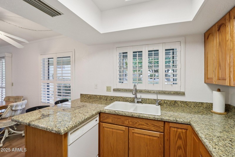 14-web-or-mls-W Avenida De Amigos Cir-S3