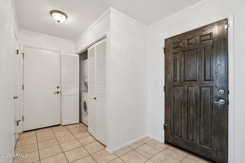 23-web-or-mls-W Avenida De Amigos Cir-S3