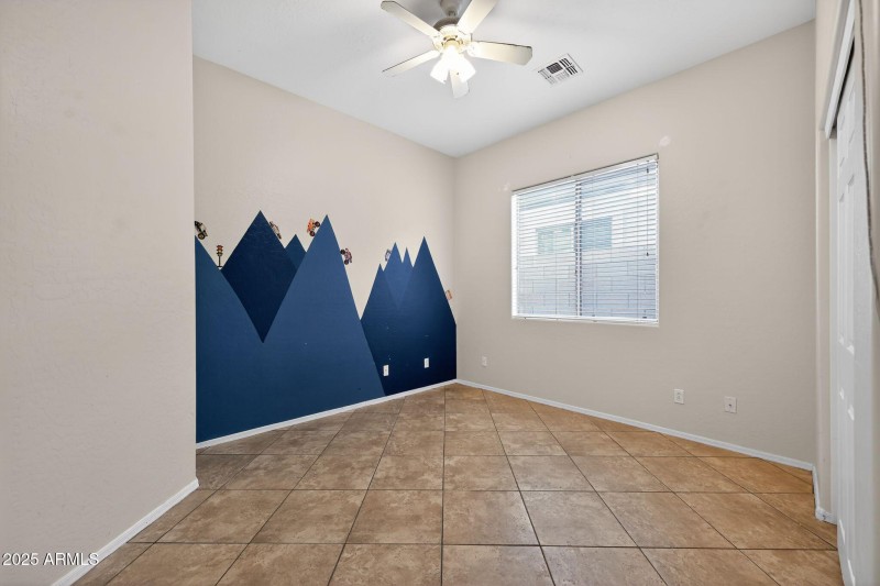 09_3022_W_Redwood_Ln_Phoenix_AZ_85045-Li