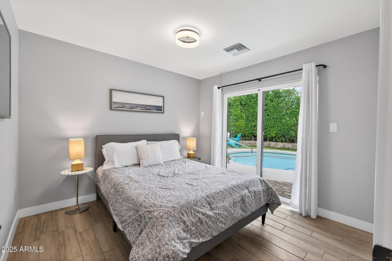 43_7719_E_Rovey_Ave43_mls