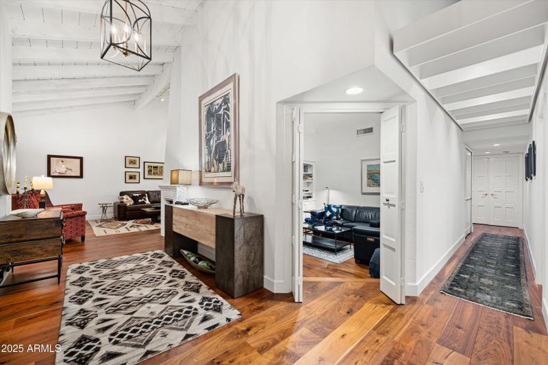 20-7500EMcCormickPkwy72-20